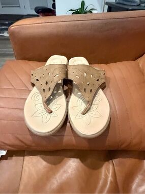 b.o.c. Women's Tan Perforated Thong Sandals